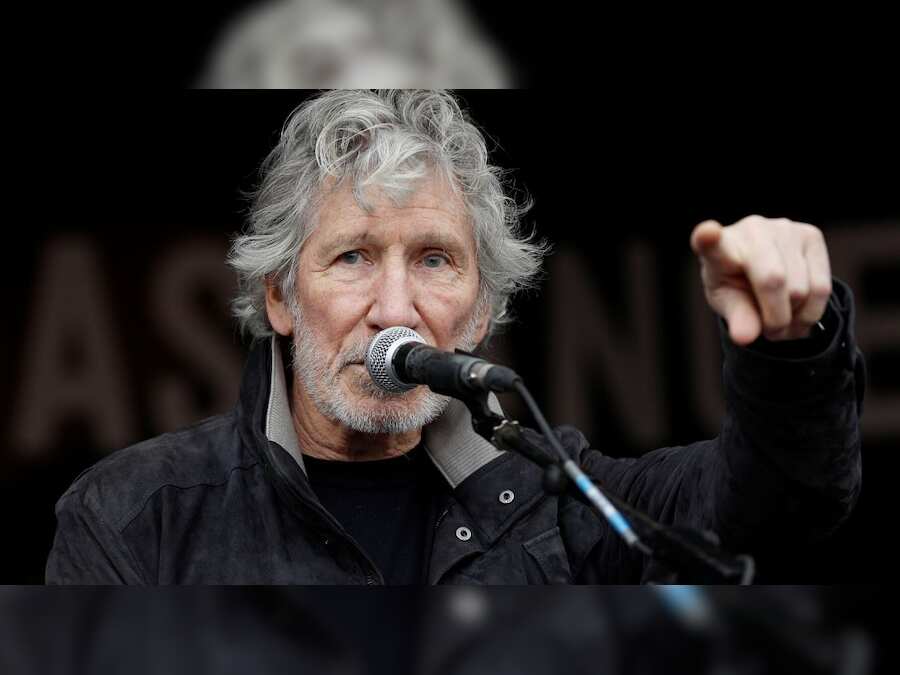 Pink Floyd's Roger Waters will not let Facebook CEO 'idiot' Mark Zuckerberg use their songs