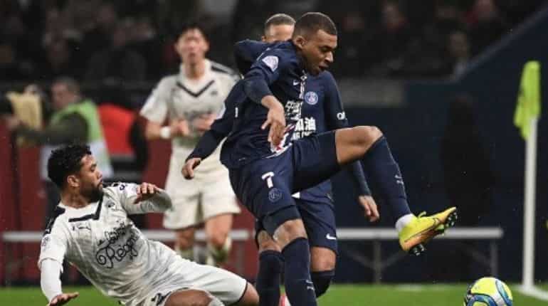 Ligue 1: PSG manage win against Bordeaux despite Neymar's red card Ligue 1: PSG manage win against Bordeaux despite Neymar's red card