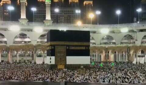 Saudi Arabia bans pilgrims' entry over coronavirus fears