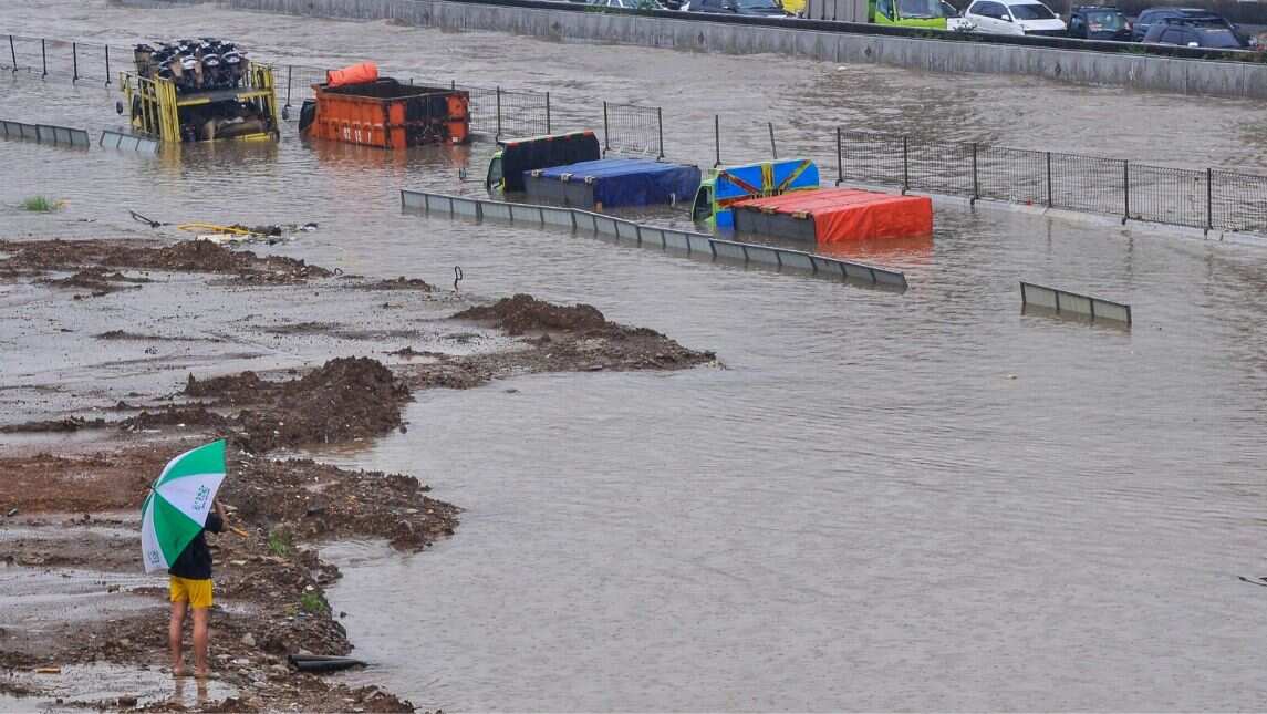 Neighbourhoods inundated