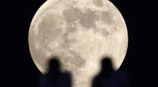 Earth has a new 'mini-moon' about the size of a car