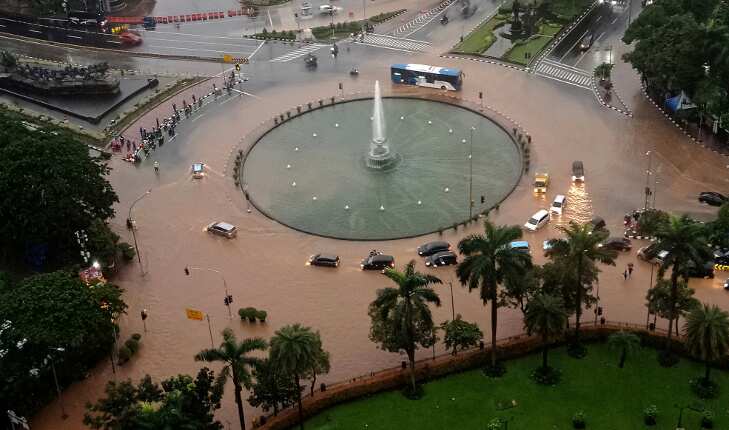 Major floods in Jakarta, several areas submerged Major floods in Jakarta, several areas submerged