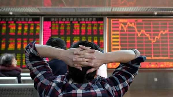Covid-19 fears spook global markets, Sink deeper into red