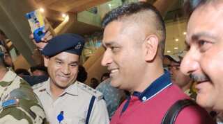 IPL 2020: Dhoni receives grand welcome at Chennai ahead of practice session