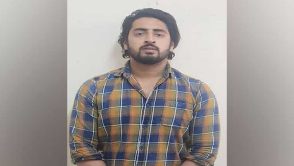 Delhi riots: Shahrukh who pointed gun at constable nabbed in Uttar Pradesh