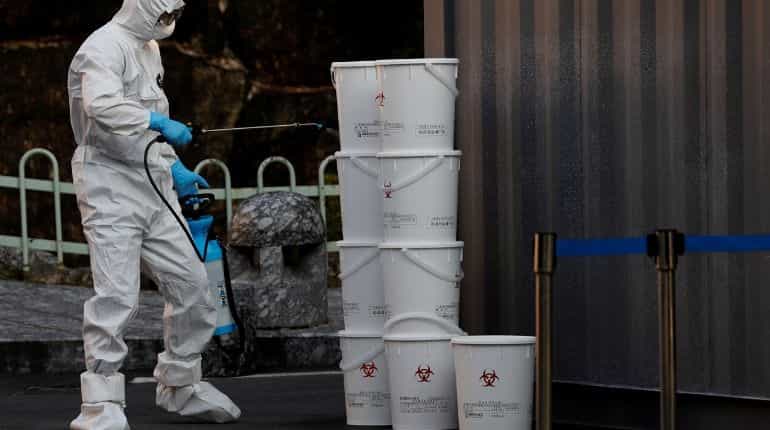 South Korea suspends visas for Japanese amid tit-for-tat coronavirus curbs South Korea suspends visas for Japanese amid tit-for-tat coronavirus curbs