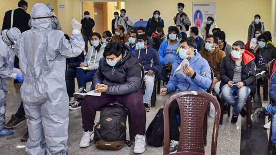 Coronavirus global death toll leaps to 3,352