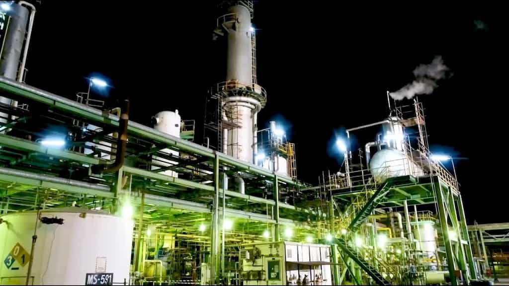 Karachi: 12 workers faint after chlorine gas leakage at Engro Polymer & Chemical Ltd