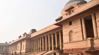 Families of over 20 staffers in Rashtrapati Bhavan premises asked to self isolate, says report