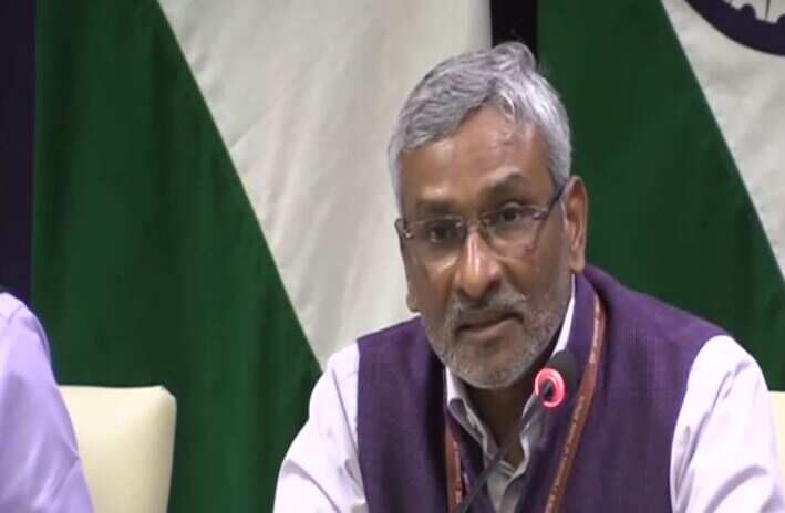 Indian Foreign Ministry briefs media over coronavirus pandemic