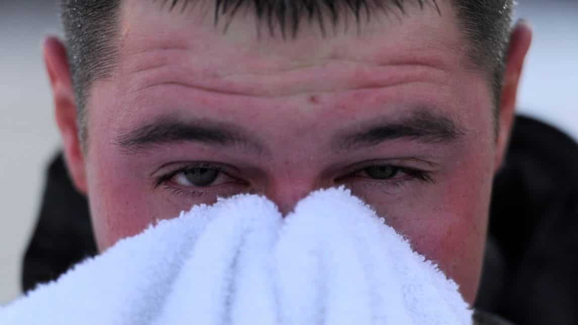 #Fact 11: Rinsing nose with saline regularly cannot eliminate infection