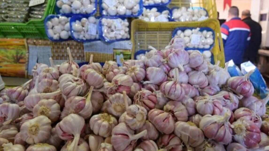 #Fact 12: Consuming garlic doesn't help