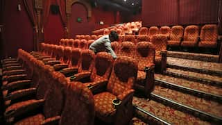 Czech group offers 'take-away' theatre amid COVID lockdown