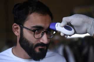 Coronavirus cases rise to over 2,200 in Pakistan; 31 dead