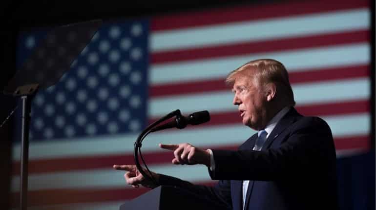 Trump rips into 'lamestream media' amid rising COVID-19 cases in US
