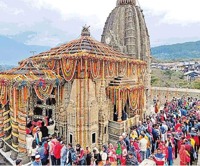 Religious places impose restrictions due to Coronavirus