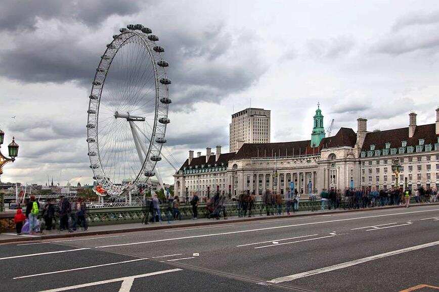 Wion Fineprint: Global landmarks stand empty due to Coronavirus