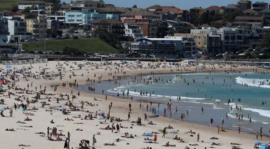COVID-19: Australian beaches locked down as virus cases pass 1,000 COVID-19: Australian beaches locked down as virus cases pass 1,000