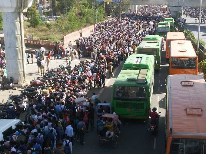 India: Another humanitarian crisis emerges, lockdown triggers mass exodus of migrant laborers