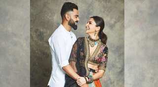 Virat Kohli & Anushka Sharma fans have a hilarious reaction as #VirushkaDivorce trends on Twitter