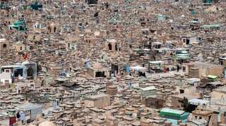 Local Iraqi bodies refuse to bury victims of COVID-19 as mass-hysteria about potential infection spreads