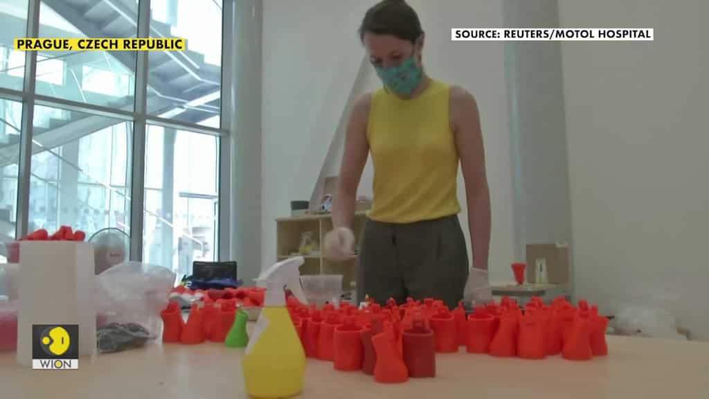 Czechs researchers retrofit snorkel masks for coronavirus fight