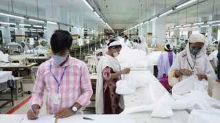 Garment exporter Bangladesh faces $6 billion hit as top retailers cancel