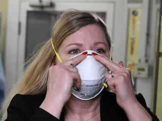 Top 10 world news today: Russia's coronavirus supplies to US, global death toll and more