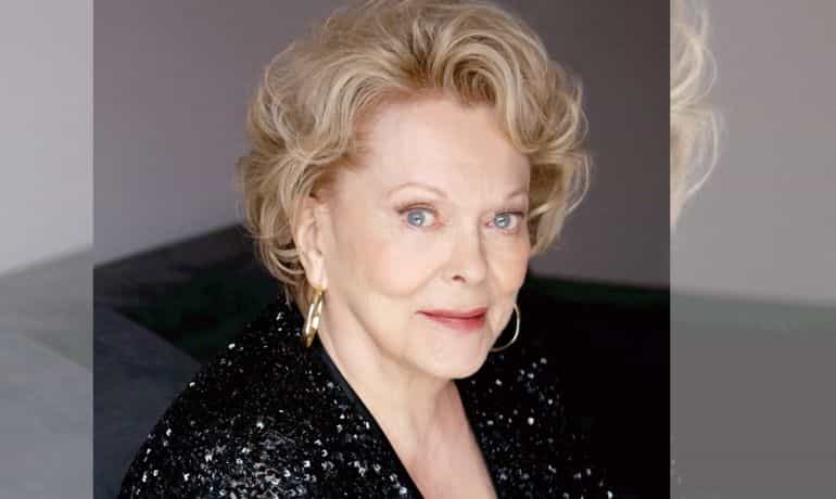 Veteran actor Shirley Douglas passes away at 86 Veteran actor Shirley Douglas passes away at 86