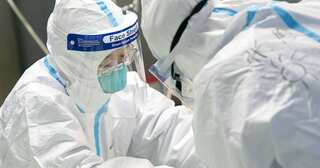 From fine to flailing - rapid health declines in COVID-19 patients jar doctors, nurses