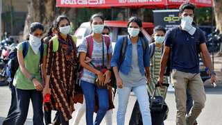 Amid coronavirus lockdown, unemployment rate soars over 23% in last week of March