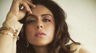 Actress Zoa Morani tests positive for coronavirus hours after sister Shaza is hospitalised