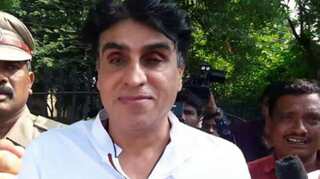 After daughters, now Bollywood producer Karim Morani tests positive for coronavirus