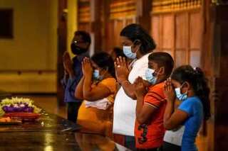 Sri Lanka makes cremations compulsory for virus-related deaths