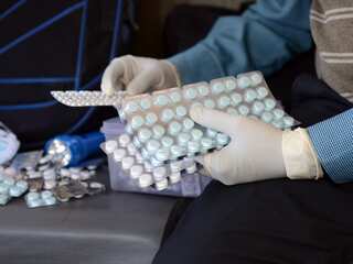 Coronavirus: UK to receive first batch of 3 mn paracetamol packets from India