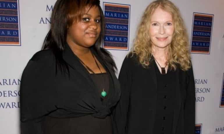 Mia Farrow's daughter Quincy tests positive of COVID-19 Mia Farrow's daughter Quincy tests positive of COVID-19