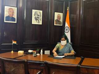 Several Union ministers return to work, hold meetings 