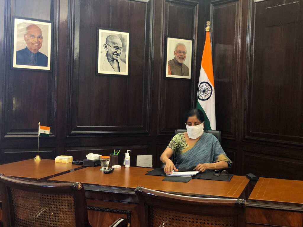 Several Union ministers return to work, hold meetings 