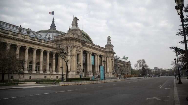 French court sentences prison terms for ex-spies for 'sharing intelligence' with China