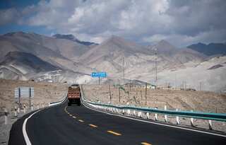 Pakistan requests China to go easy on terms for power deals