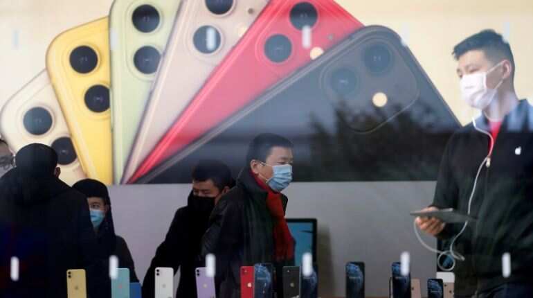 Apple rolls out cheaper iPhone as pandemic curbs spending