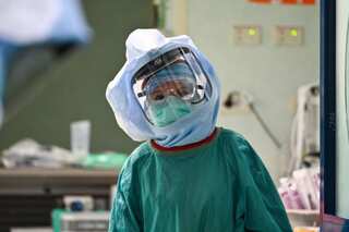 Indian-origin doctor couple begin legal battle with UK government over PPE kits