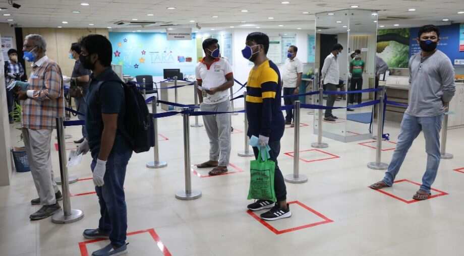 South Asia coronavirus cases hit 22,000 as Maldives locks down capital