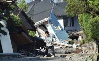6.4 magnitude quake strikes off Japan coast: USGS