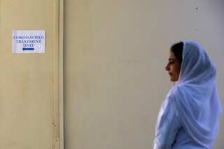 Pakistan receives $1.39 billion emergency loan from IMF to deal with coronavirus crisis