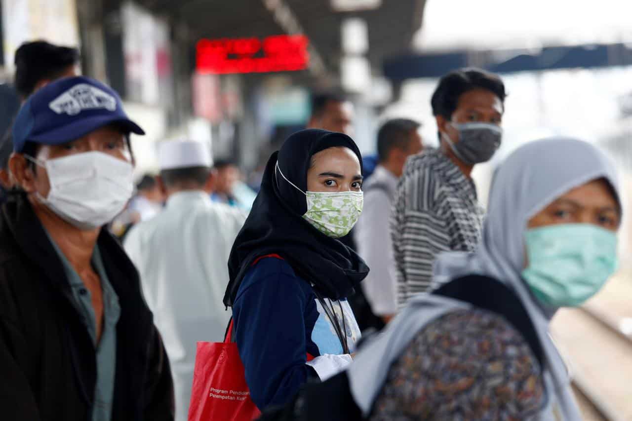 Indonesia witness spike in coronavirus, records 686 cases and 55 deaths in one day Indonesia witness spike in coronavirus, records 686 cases and 55 deaths in one day