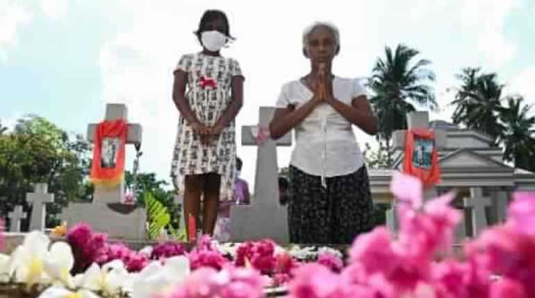 Sri Lanka asks government employees for May salary to boost economy amid shutdown Sri Lanka asks government employees for May salary to boost economy amid shutdown