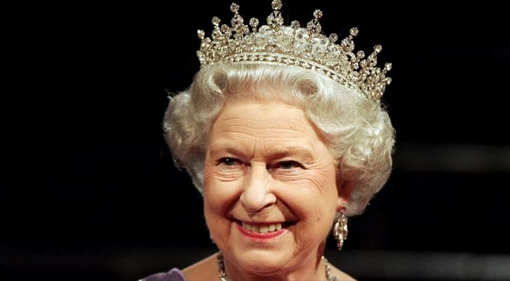 Queen Elizabeth to host drive-in movies at her holiday retreat from September 25