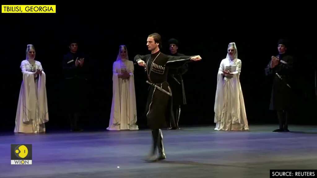 Dance at home: Georgian national ballet moves lessons online