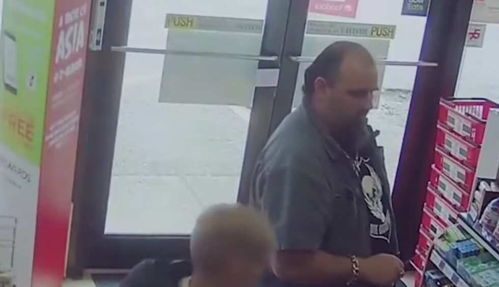 Probe underway in Vancouver to nab racist attacker who shouted COVID-19 slurs at Asian man